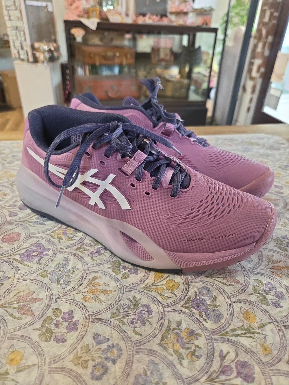 Size 9.5 - ASICS GEL-Resolution X Needs Inside Soles But New WIDE